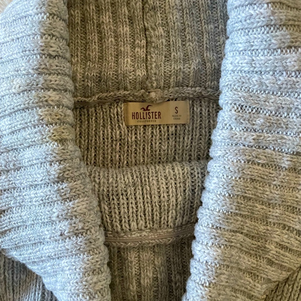 Hollister Grey Off the Shoulder Ribbed Sweater